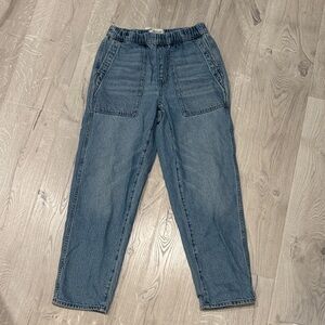 Women's elastic waist jeans